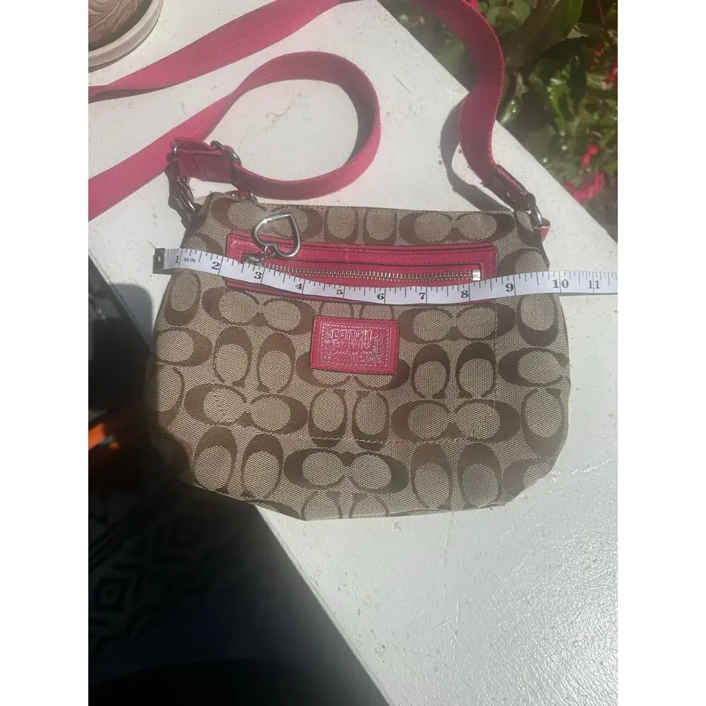 Coach Signature Khaki Pink Jacquard Swingpack Crossbody Bag Heart Charm